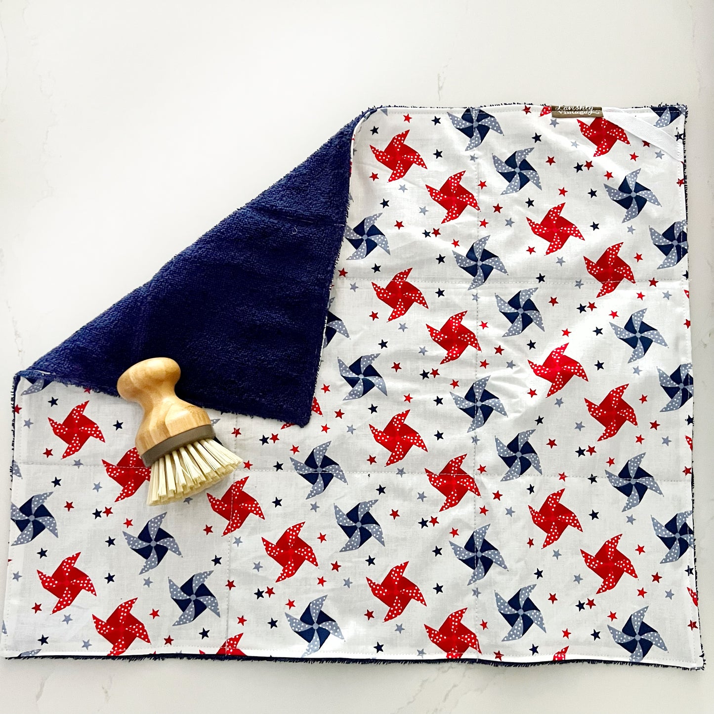 Patriotic Pinwheel Drying Mat