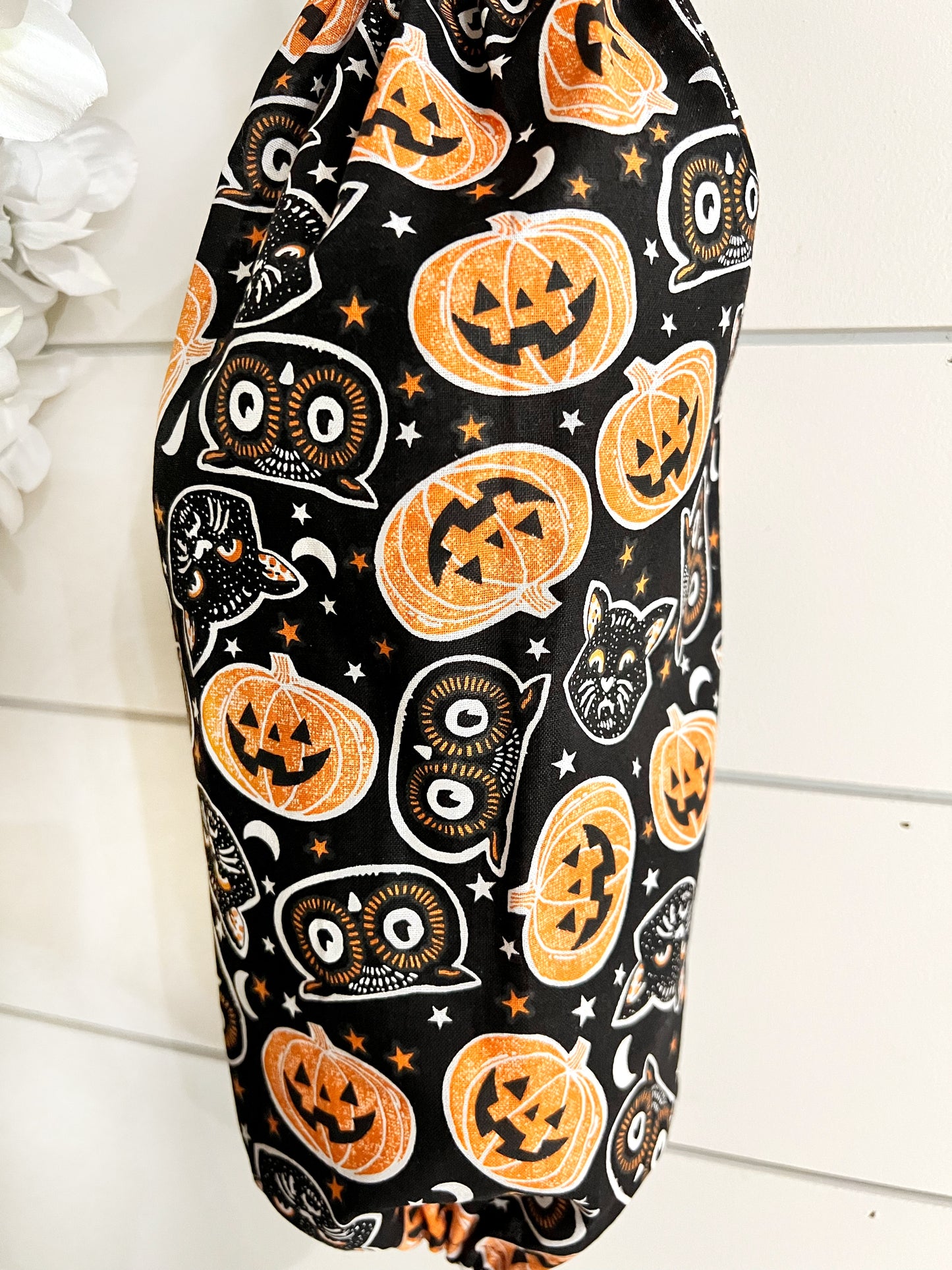 Vintage Cats and Pumpkins Bag Holder