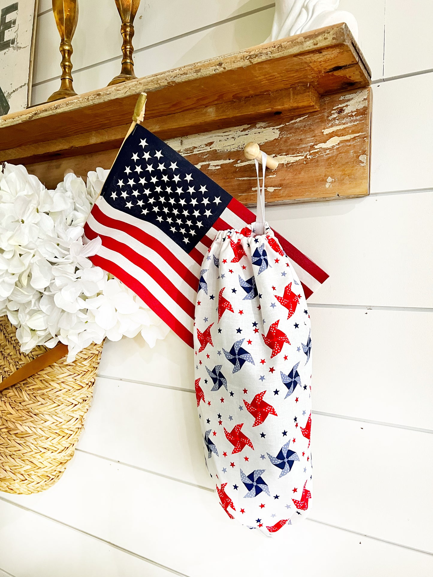 Patriotic Pinwheels Bag Holder