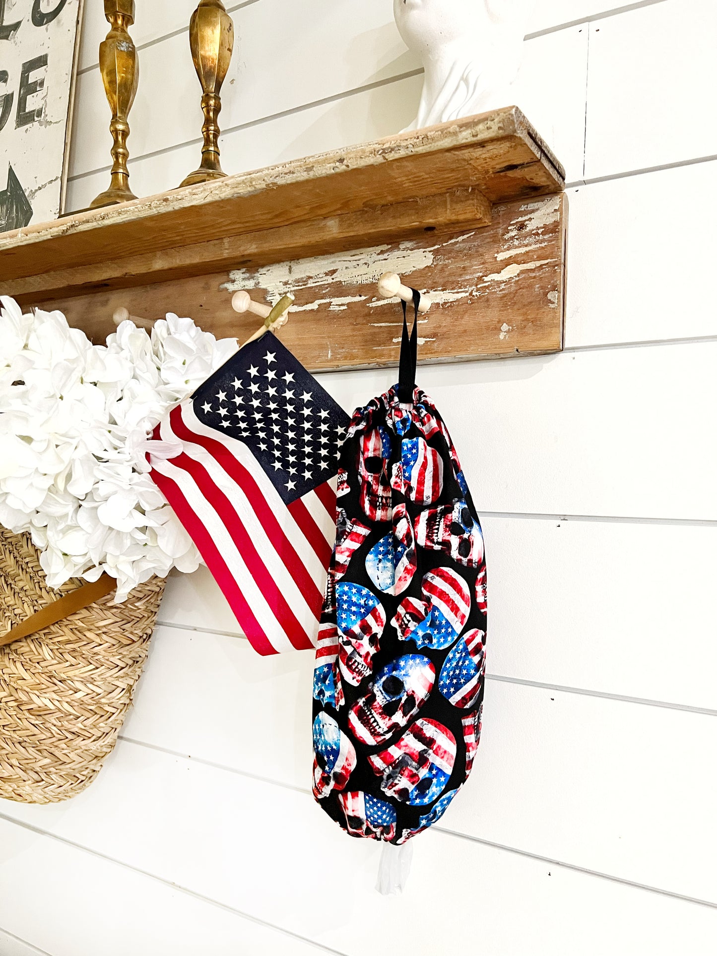 Patriotic Skulls Bag Holder