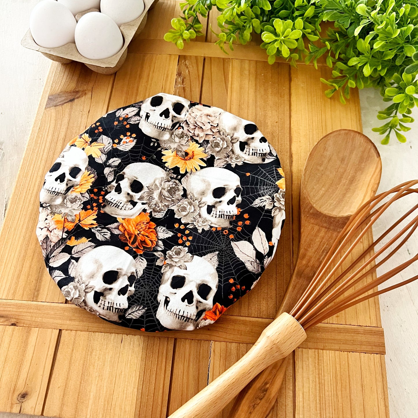 Skulls and flowers Mixer Cover