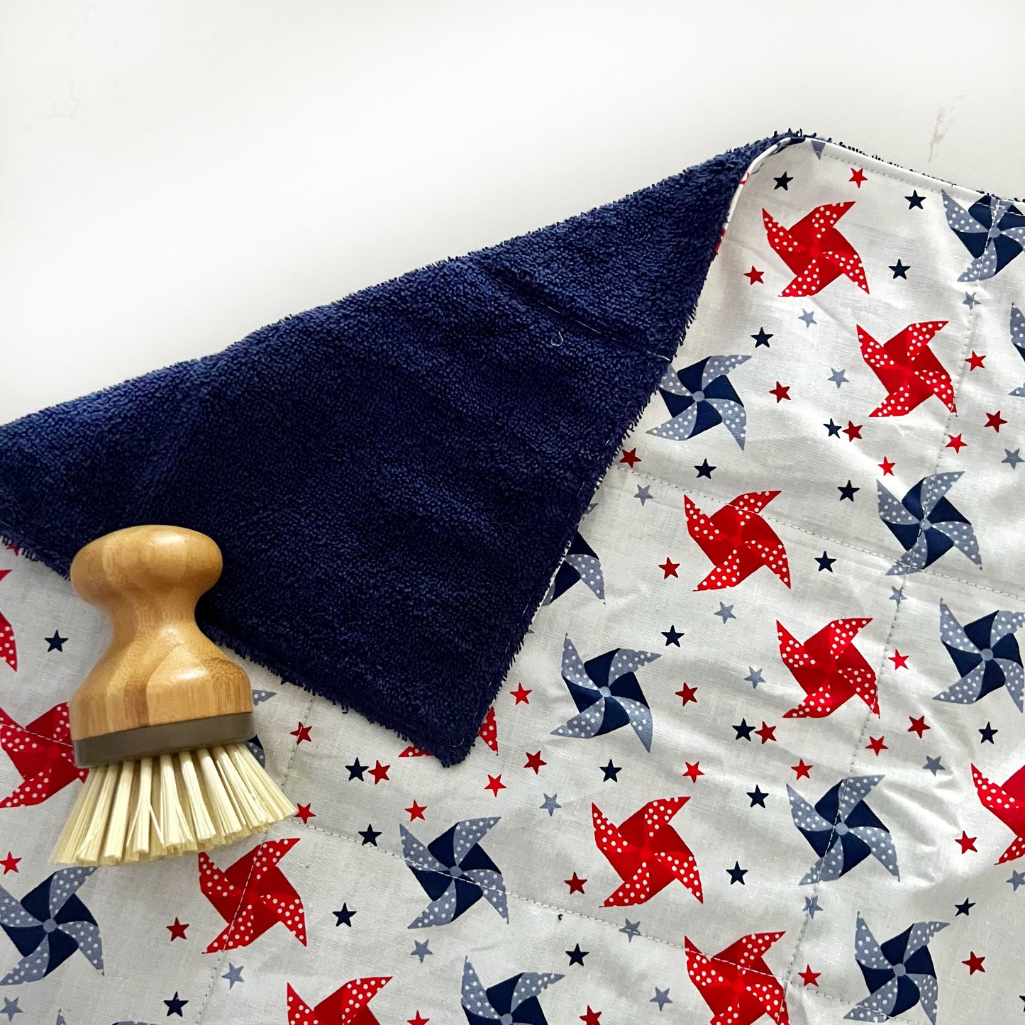 Patriotic Pinwheel Drying Mat