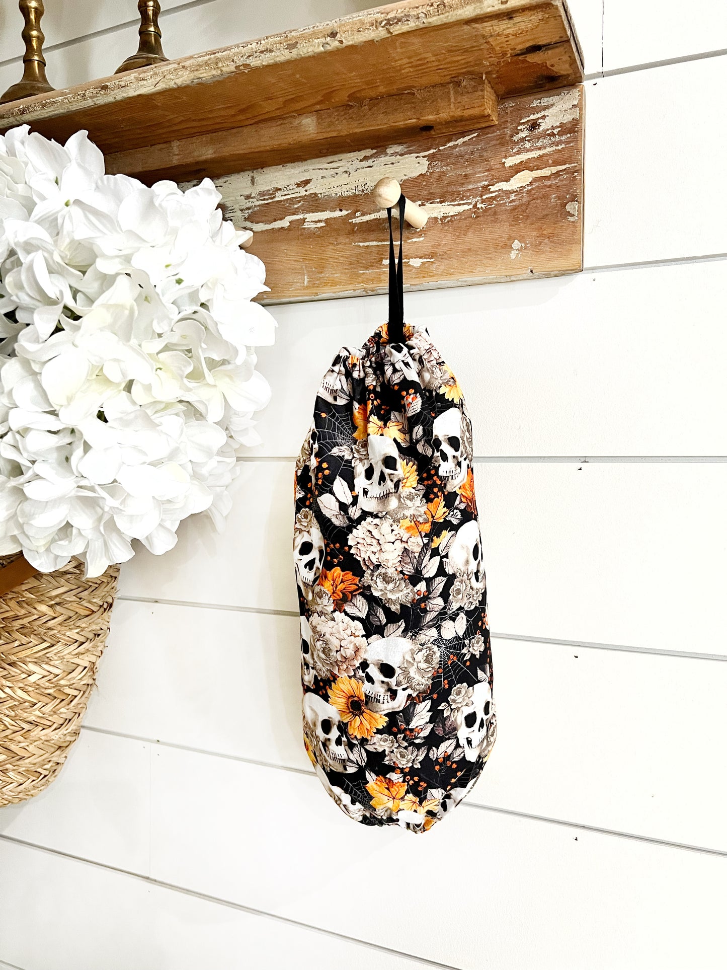 Skulls and flowers Bag Holder
