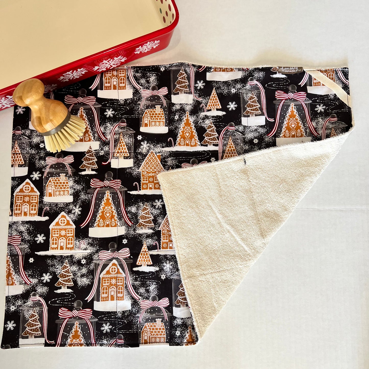 Gingerbread Houses Drying Mat