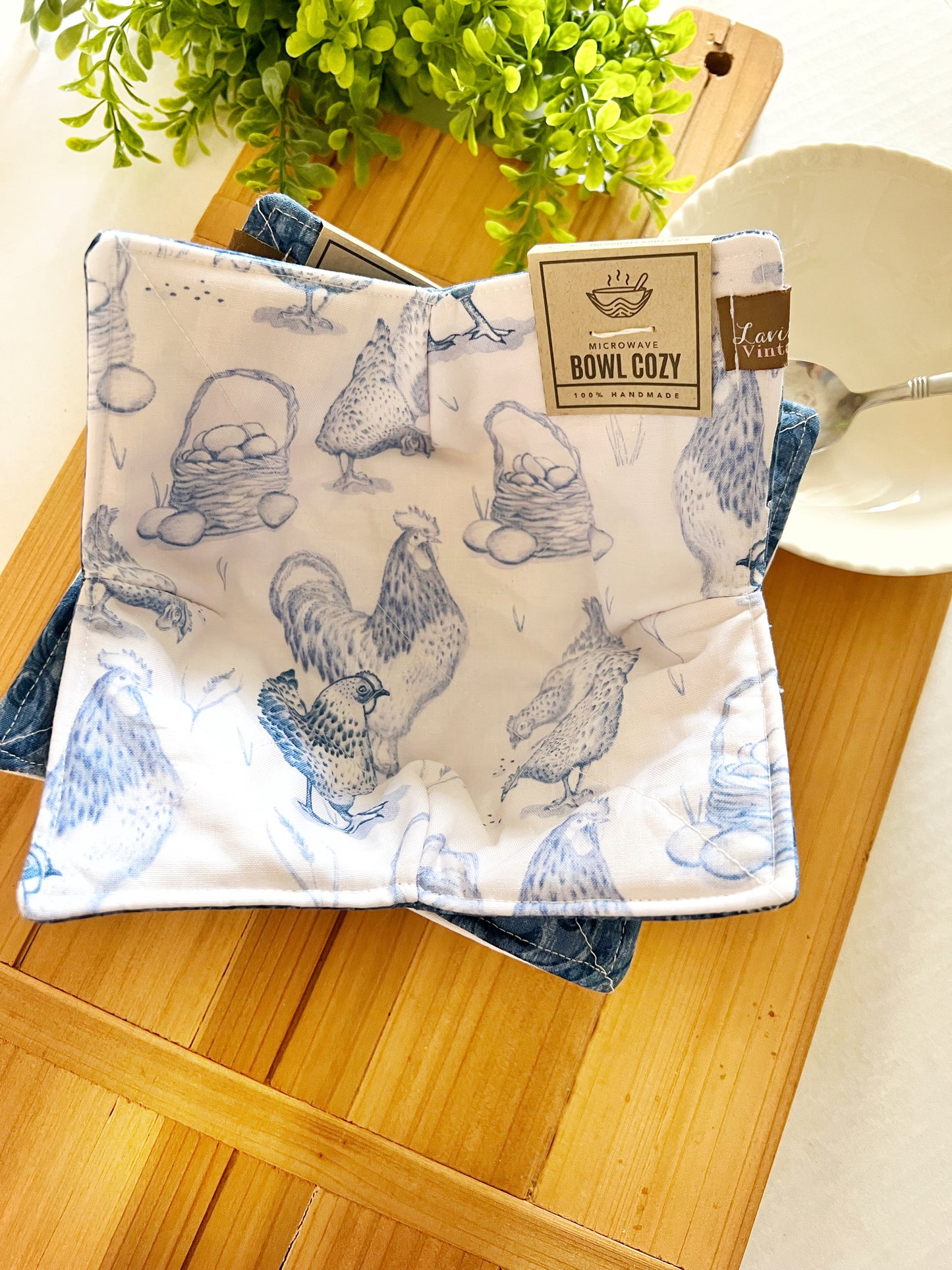 Blue chickens Bowl Cozy