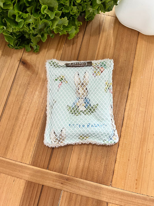 Peter Rabbit on blue UnSponge