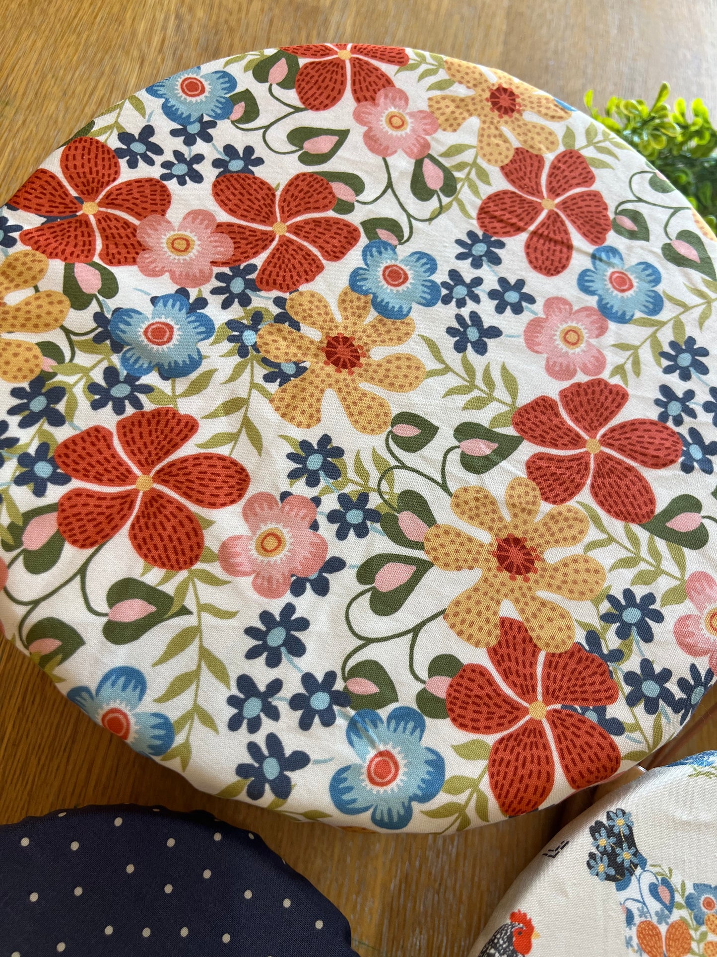 Floral Chicken Bowl Cover Set