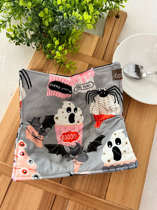 Halloween Boo Bakes Bowl Cozy