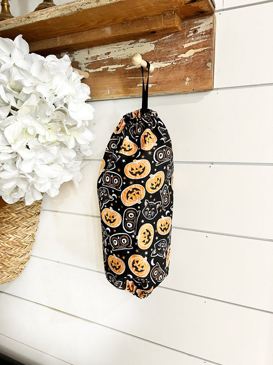 Vintage Cats and Pumpkins Bag Holder