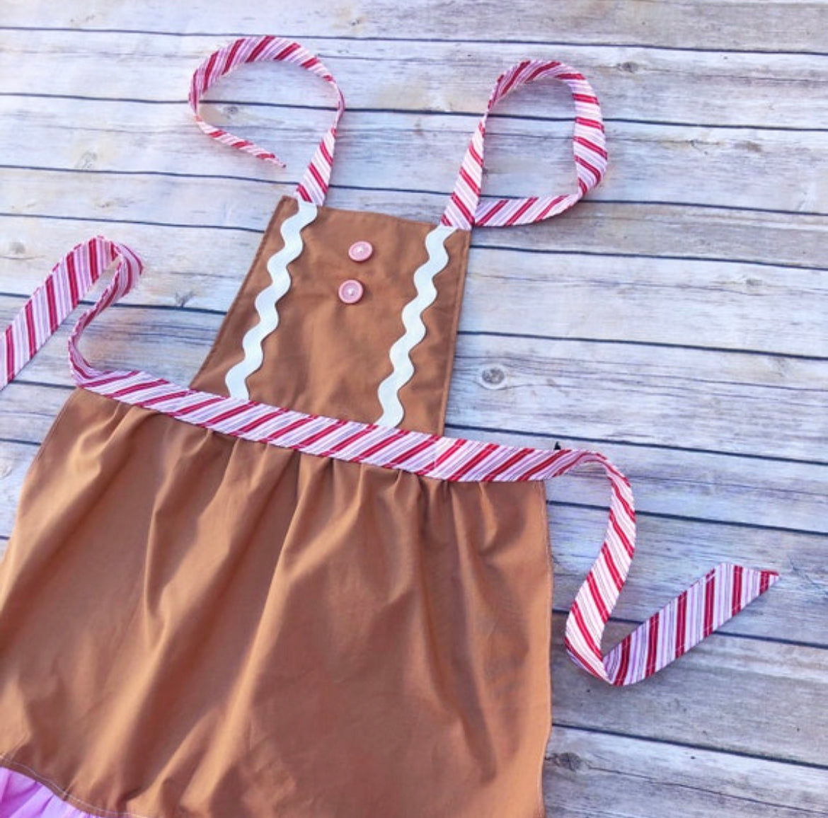 Kids gingerbread apron